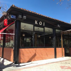 Exterior del restaurante asiático Koi en Talavera de la Reina