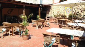 Terraza del restaurante La Volanta en Talavera de la Reina