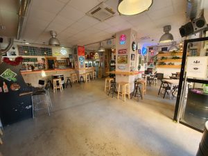 Interior de Beer Garden en Talavera de la Reina