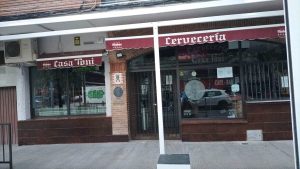 Exterior del Bar Casa Toni en Talavera de la Reina