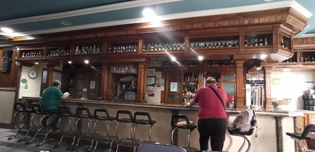Interior de la Cervecería Paraíso en Talavera de la Reina