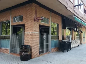 Exterior de la Cervecería La Galería en Talavera de la Reina