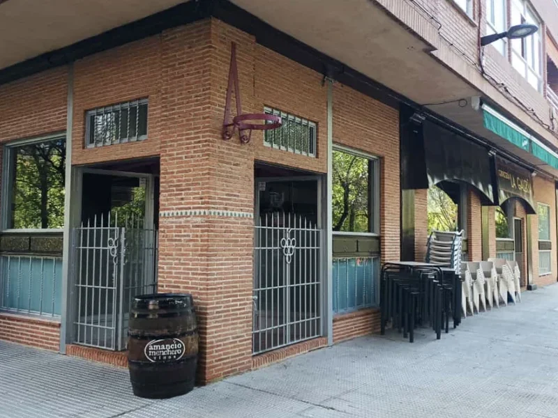 Exterior de la Cervecería La Galería en Talavera de la Reina